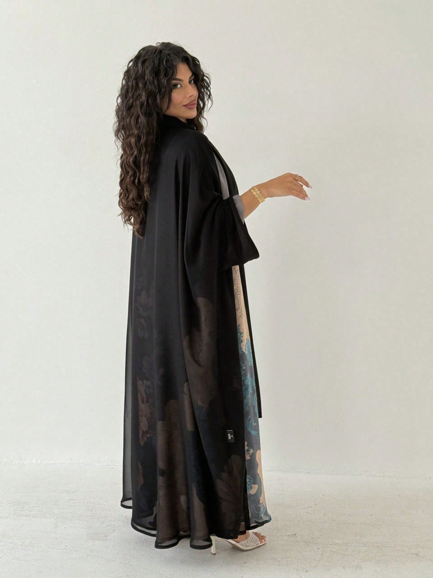 //img.ltwebstatic.com/v4/j/spmp/2025/11/12/a6/1762961216bb929d71c1678e101dd77d3cad4c86bd.jpg